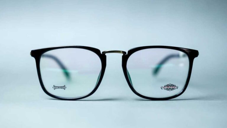 Como escolher uma armação de óculos