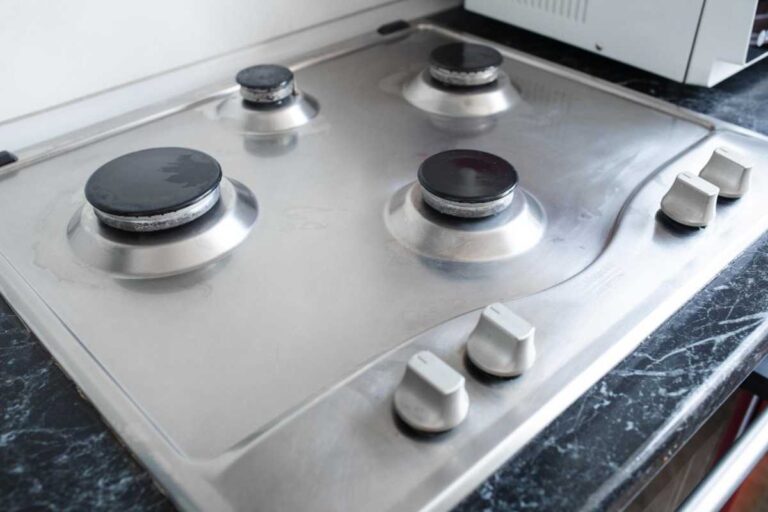 O que considerar antes de instalar um fogão em cozinhas com pouca ventilação